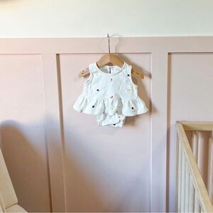 GAP tank and bloomers 3-6 months